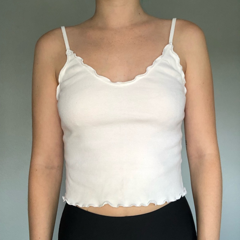 Brandy Melville Lettuce Hem Tank